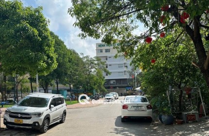 BÁN ĐẤT VIP QUẬN 2 - GẦN BV LÊ VĂN THỊNH